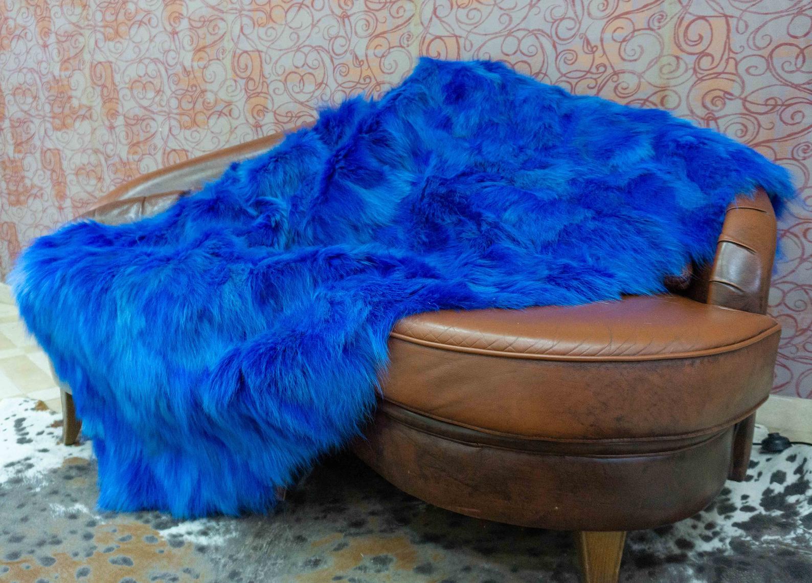 Fox fur blanket/throw in blue color