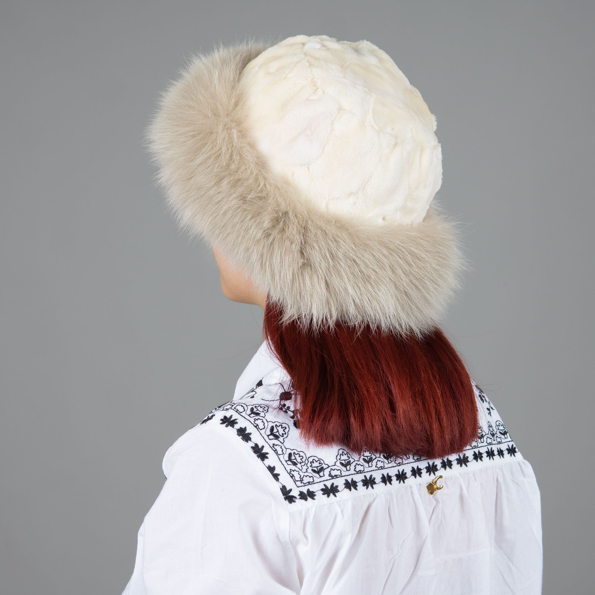 Beige mink and fox fur hat