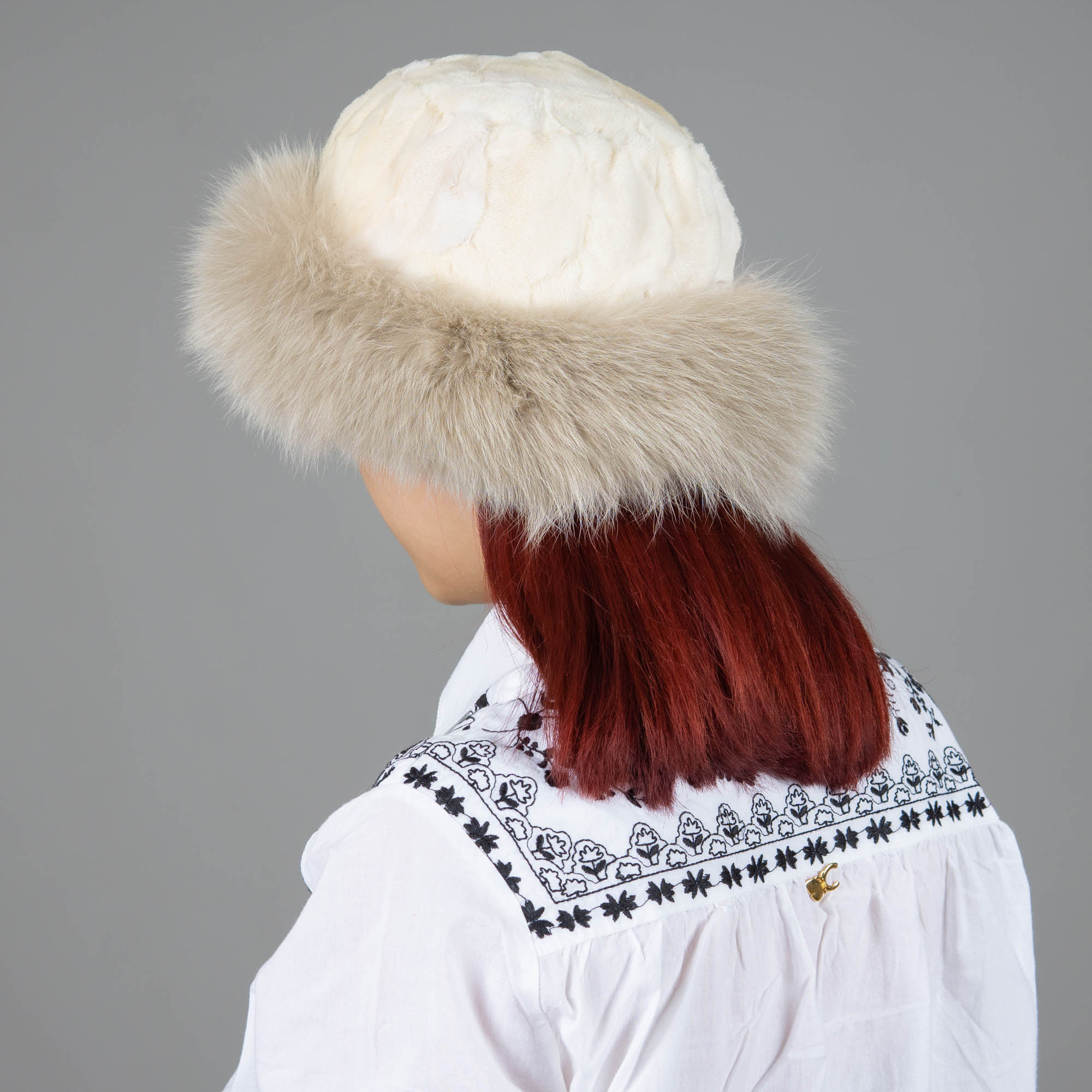 Beige mink and fox fur hat