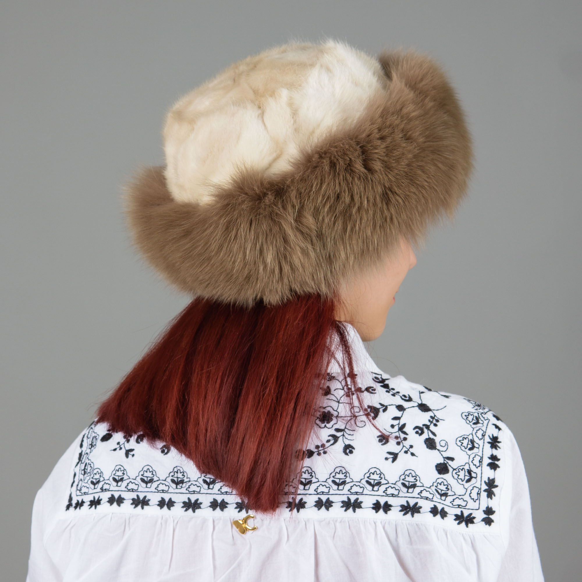 Mink and fox fur hat in beige color