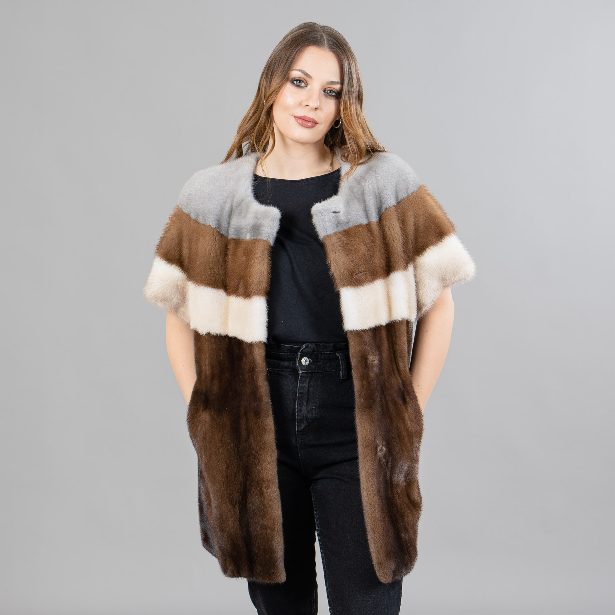 Mink fur jacket with short sleeves