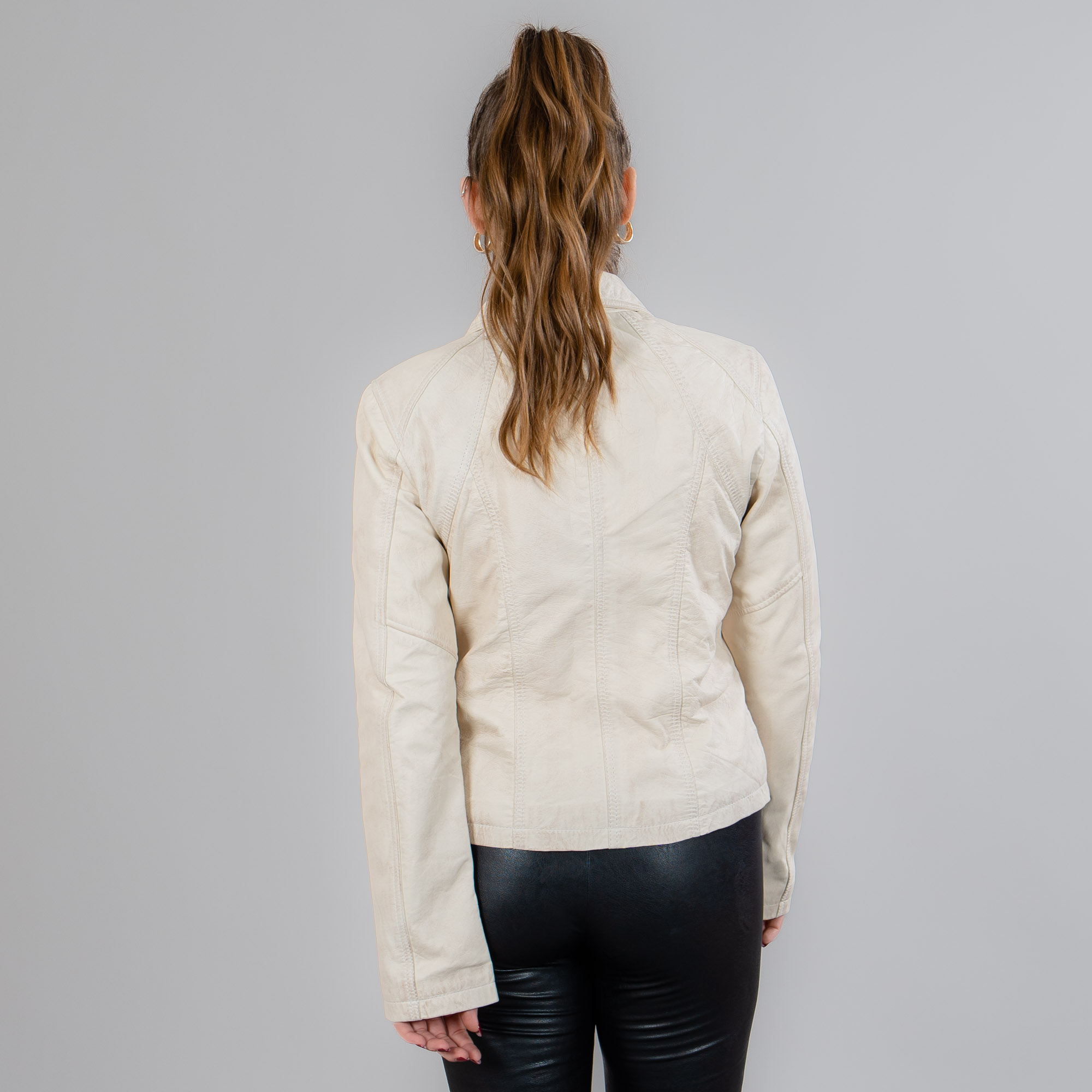 Lamb leather jacket in beige color