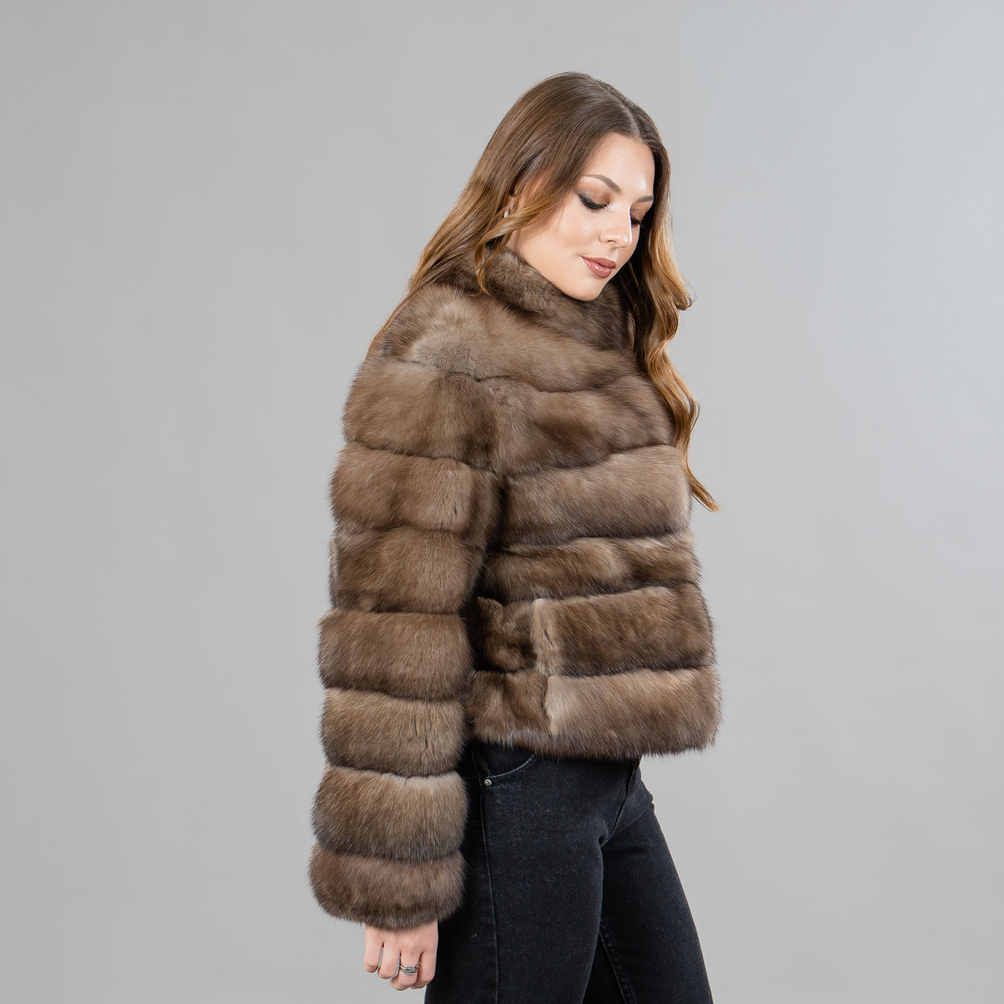 Sable fur jacket with a collar in brown color