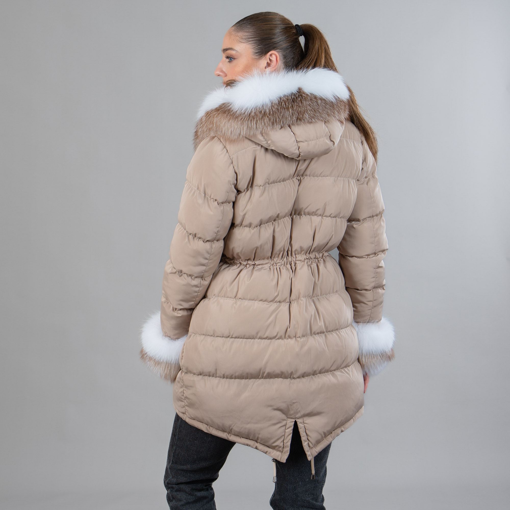 Beige coat with detachable fox fur