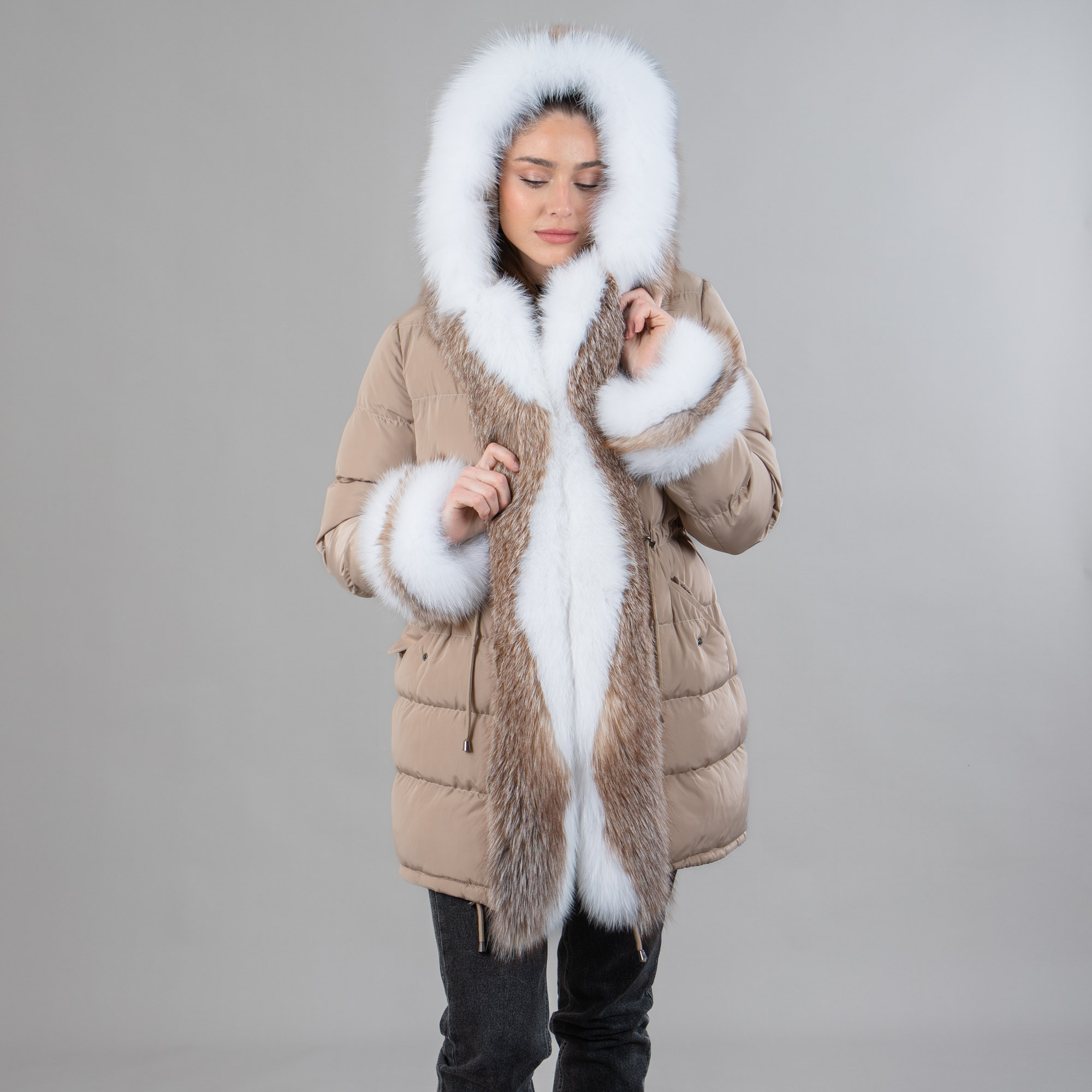 Beige coat with detachable fox fur