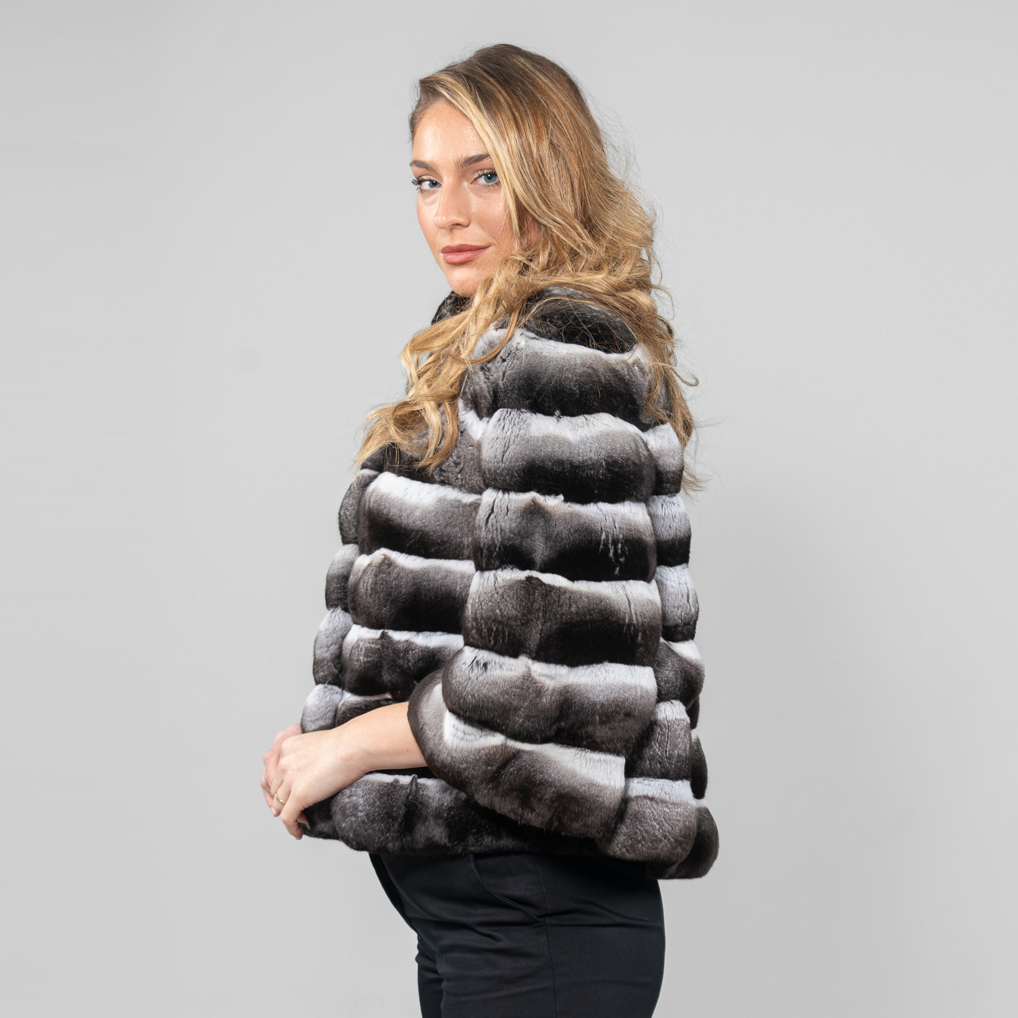 Chinchilla fur jacket with a collar in gray color