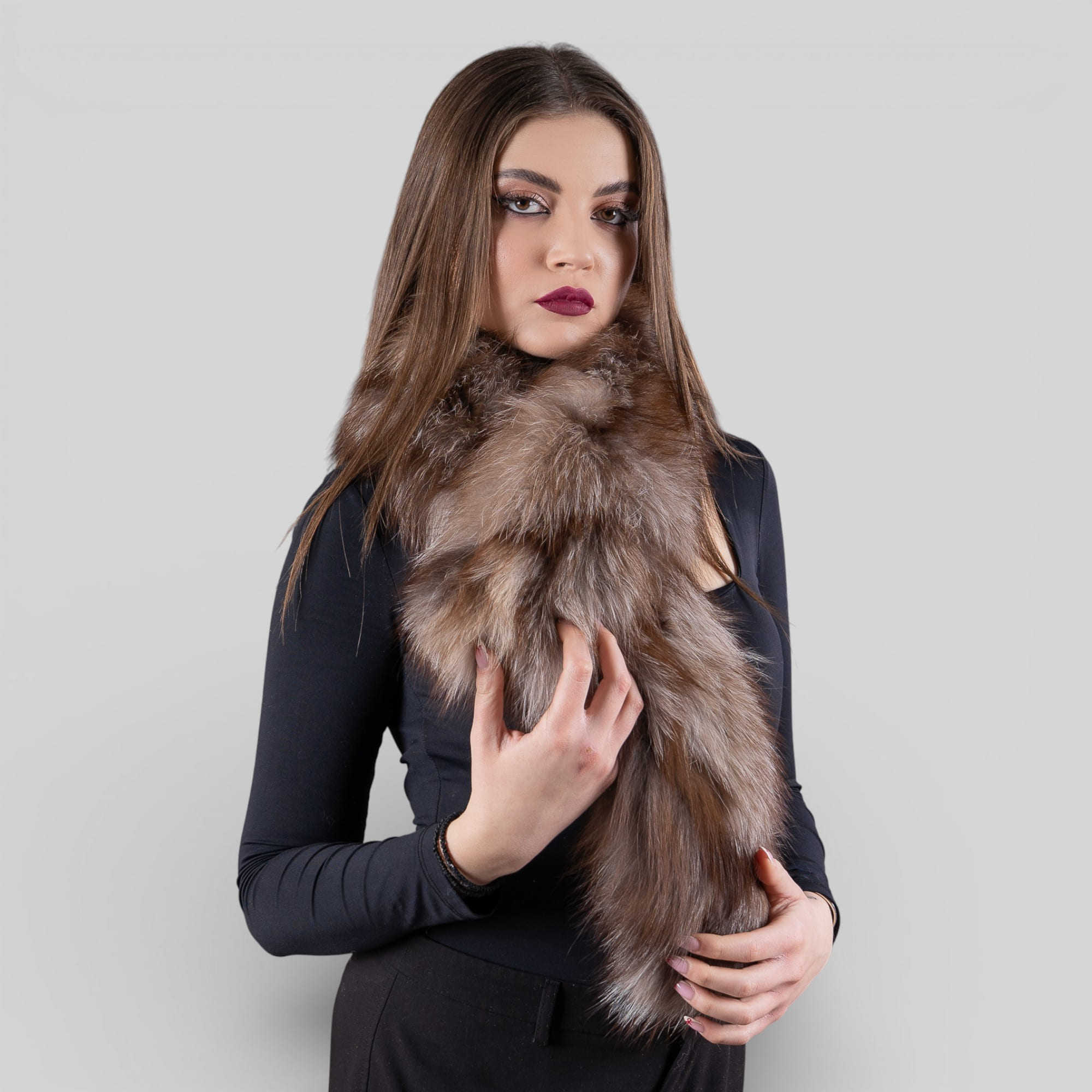 Fox fur scarf in brown color