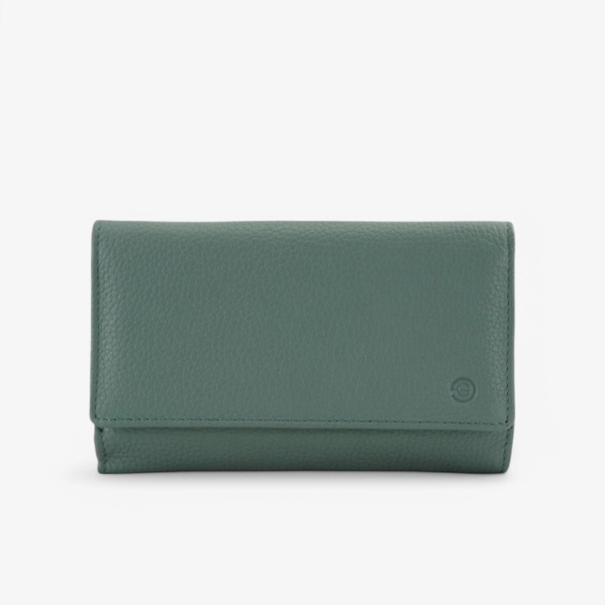 Women’s pistachio green leather wallet