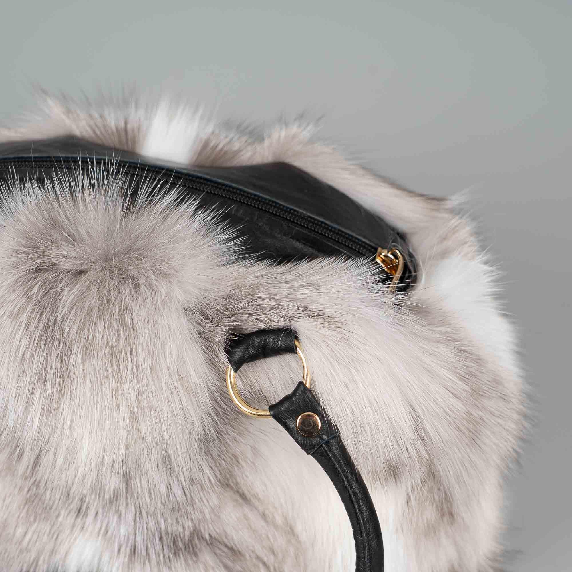 Shoulder bag from fox fur