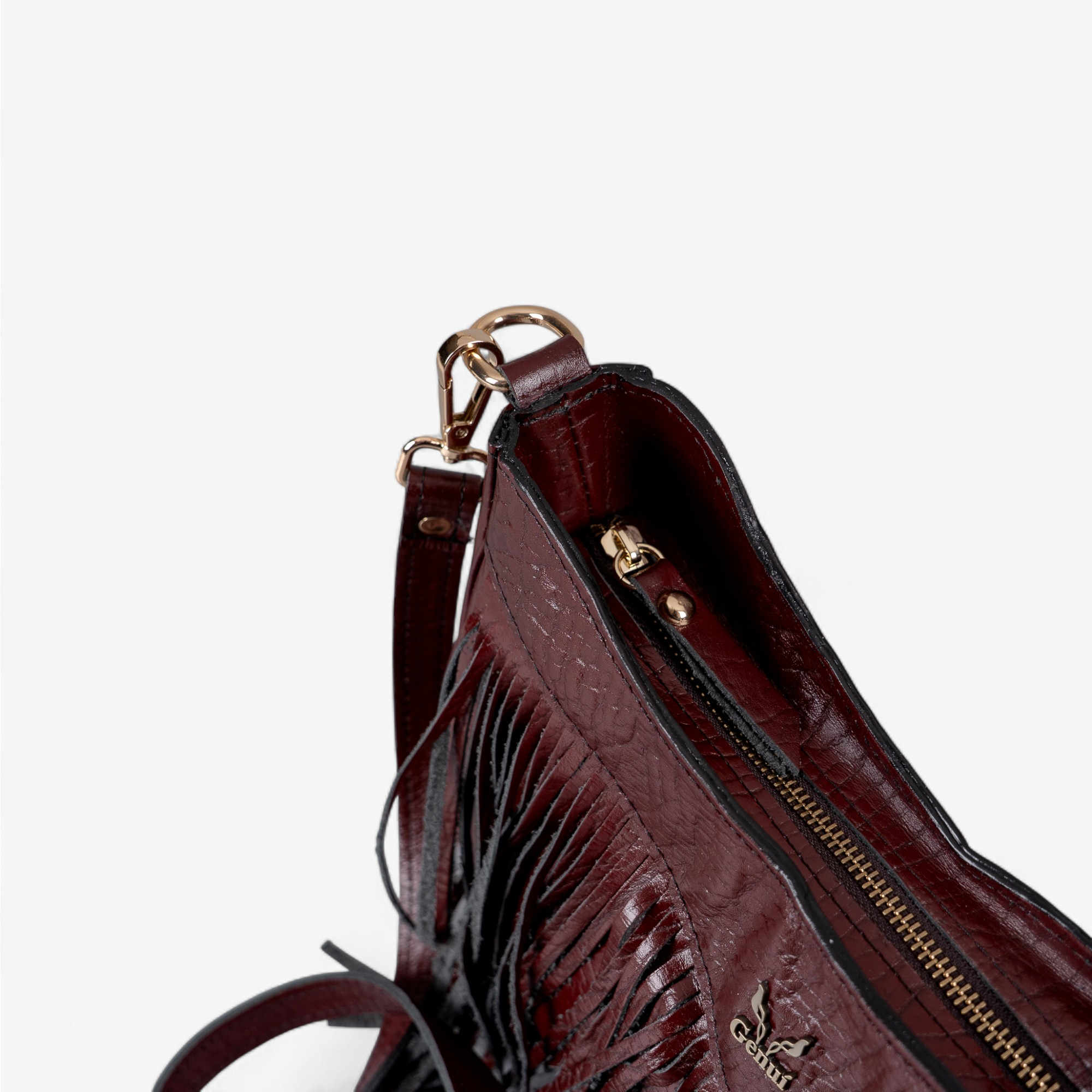 Δερμάτινη μπορντό τσάντα ώμου