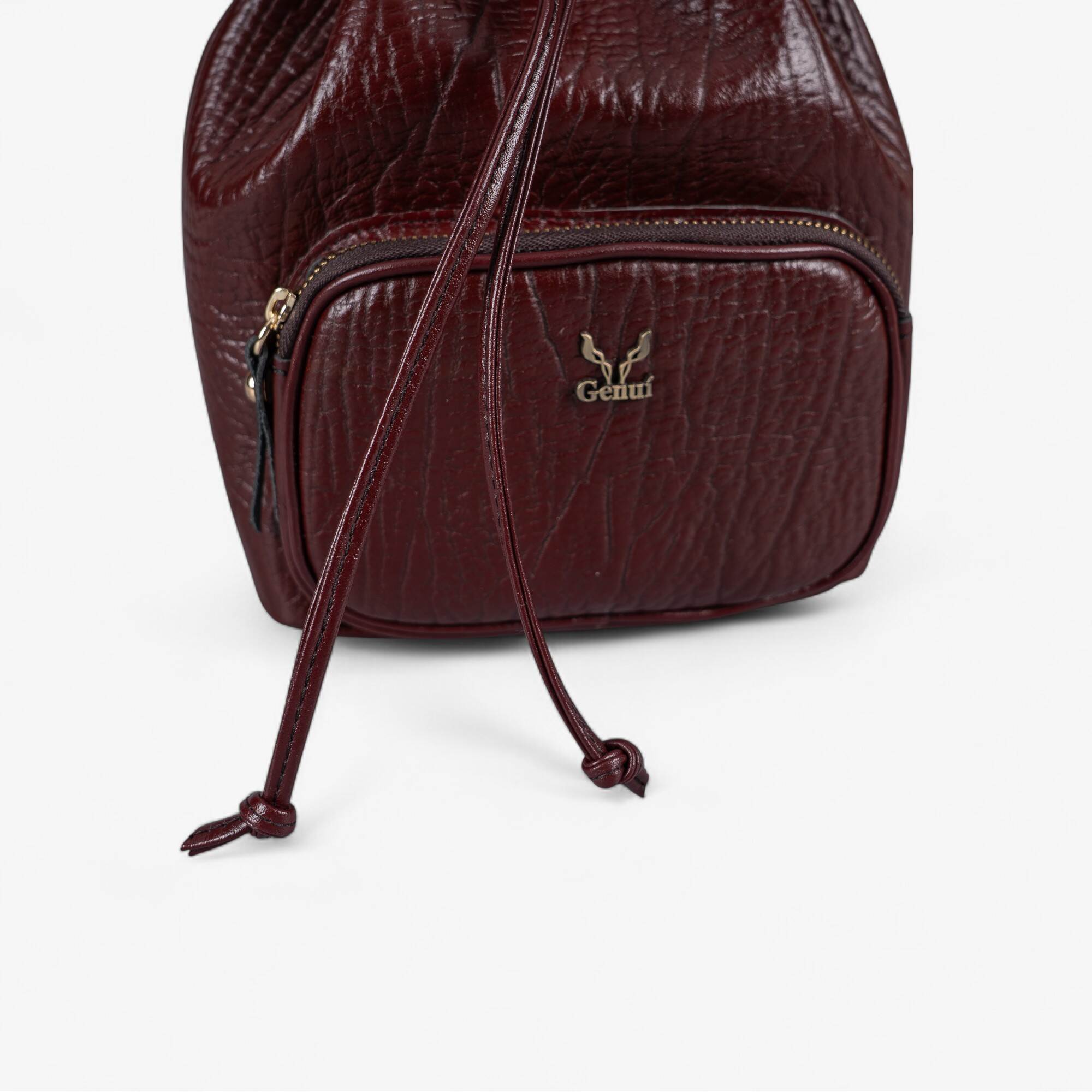 Δερμάτινο μπορντό πουγκί